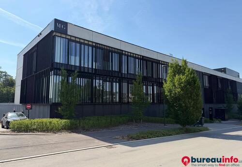 Bureaux à louer dans Bureau à louer 561 m² - Roeser