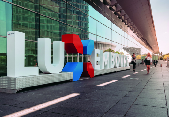 Recrutement massif au Luxembourg: un signal positif pour la demande de bureaux et d'entrepôts